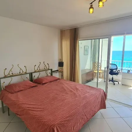 Apartment T3 Facing The Sea With View Of The Gulf Ajaccio (Corsica)
